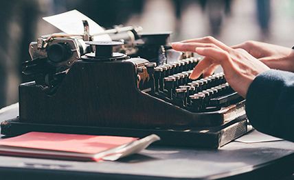 Buch mit einem Ghostwriter schreiben, Ein eigenes Unternehmensmagazin veröffentlichen, Ein eigenes Buch schreiben oder schreiben lassen, ein eigenes Unternehmensmagazin, Grafik- und Webdesign, DIRRIGL DESIGN